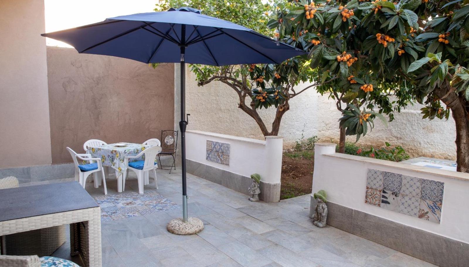 Residence Prato Erice Esterno foto